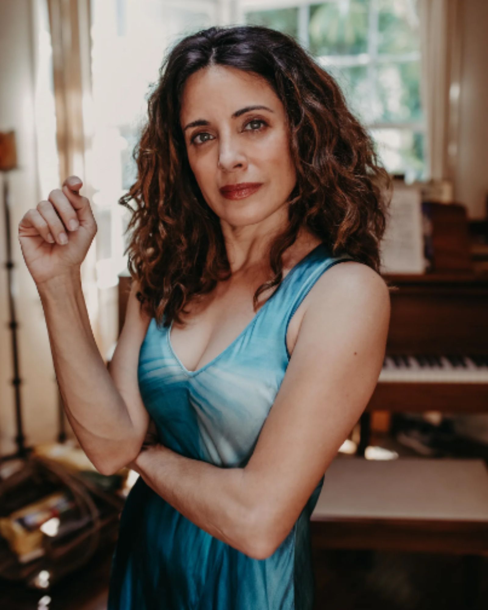 Alanna Ubach - Absentee Autograph - Image 11