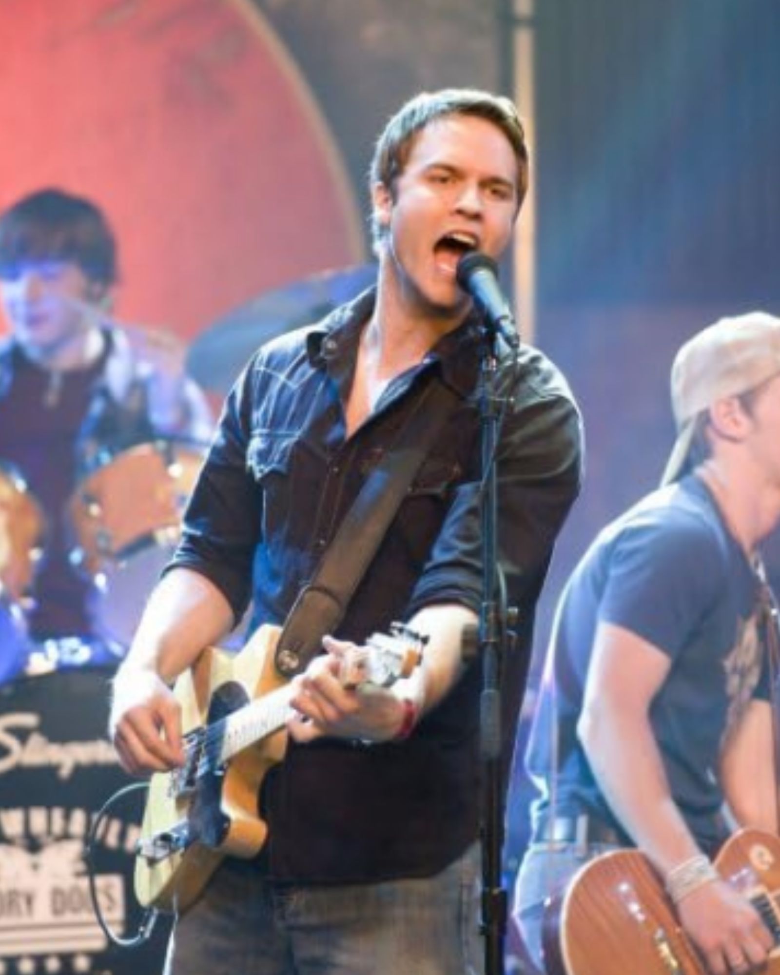 Scott Porter - Absentee Autograph - Image 17