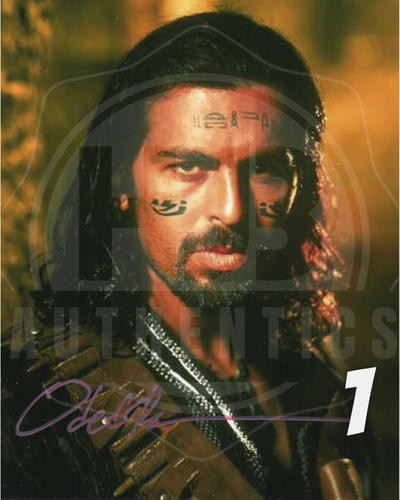 Oded Fehr Autograph