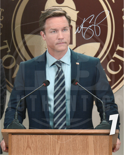 Scott Porter Autograph - Image 2
